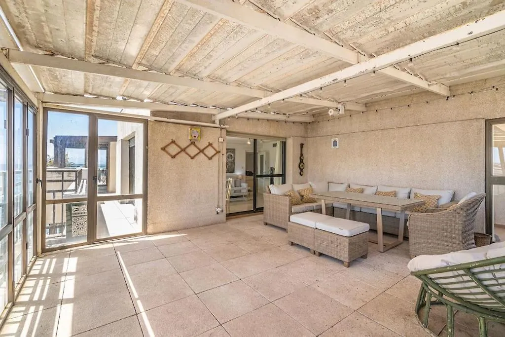 Luxury Beachfront Penthouse In Marbella: Seaviews Apartment